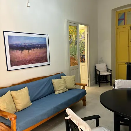 Casa Frori בית הארחה סאסארי