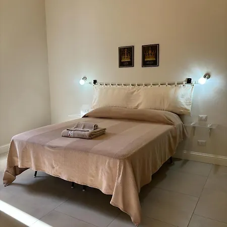 בית הארחה Casa Frori
