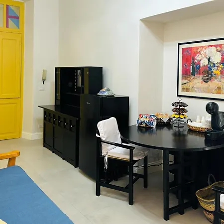 בית הארחה Casa Frori סאסארי