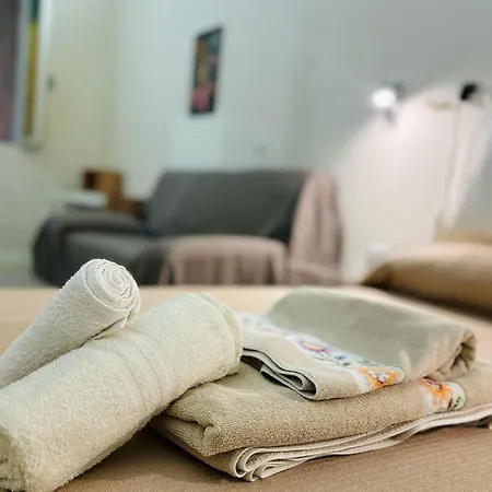 בית הארחה Casa Frori